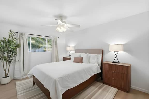 Adam's House - Image 5