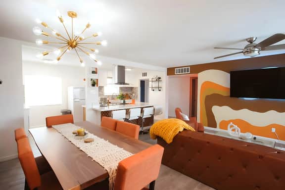 Groovy Getaway - AZ